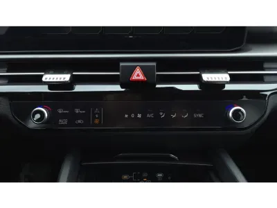 SREBRNY SUV KIA SPORTAGE z 2026 r., BENZYNA, skrzynia biegów AUTOMATYCZNA 150KM, zdjęcie 16 z 20