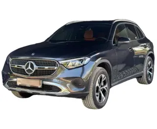 SZARY SUV MERCEDES-BENZ GLC z 2024 r., HYBRYDA/DIESEL, skrzynia biegów AUTOMATYCZNA 197KM, zdjęcie główne