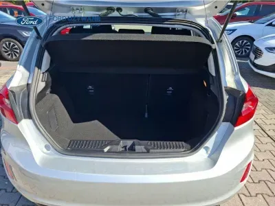 SREBRNY HATCHBACK FORD FIESTA z 2020 r., BENZYNA, skrzynia biegów MANUALNA 55KM, zdjęcie 8 z 29