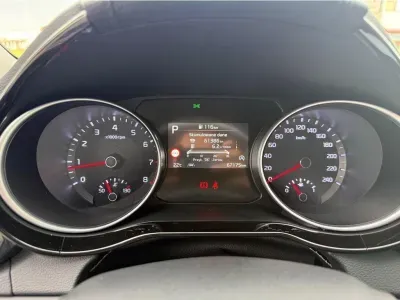 ZIELONY HATCHBACK KIA CEED z 2024 r., BENZYNA, skrzynia biegów AUTOMATYCZNA 103KM, zdjęcie 21 z 27