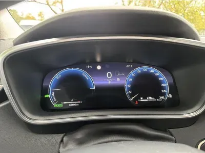 SZARY SEDAN TOYOTA COROLLA z 2023 r., HYBRYDA/BENZYNA, skrzynia biegów AUTOMATYCZNA 140KM, zdjęcie 12 z 18