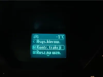 BIAŁY VAN FORD TRANSIT KOMBI z 2018 r., DIESEL, skrzynia biegów MANUALNA 130KM, zdjęcie 4 z 18