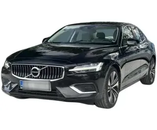 CZARNY SEDAN VOLVO S60 z 2022 r., BENZYNA, skrzynia biegów AUTOMATYCZNA 197KM, zdjęcie główne