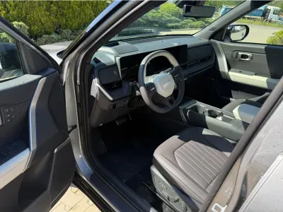 SREBRNY CROSSOVER KIA SELTOS z 2026 r., BENZYNA, skrzynia biegów AUTOMATYCZNA 160KM, zdjęcie 3 z 9