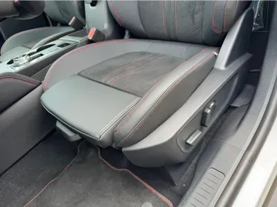 SZARY SUV FORD KUGA z 2026 r., BENZYNA, skrzynia biegów AUTOMATYCZNA 180KM, zdjęcie 14 z 14