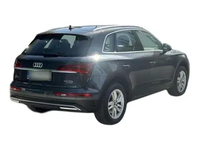 SZARY SUV AUDI Q5 z 2022 r., DIESEL, skrzynia biegów AUTOMATYCZNA 204KM, zdjęcie 17 z 19