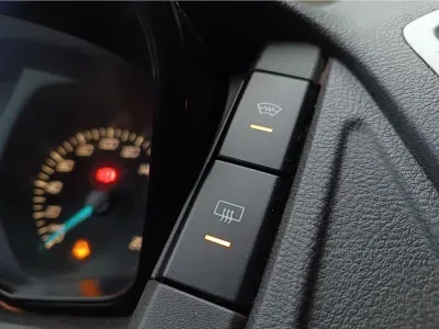 BIAŁY VAN FORD TRANSIT KOMBI z 2018 r., DIESEL, skrzynia biegów MANUALNA 130KM, zdjęcie 5 z 18