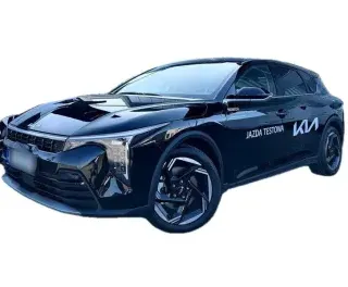 CZARNY HATCHBACK KIA K4 z 2025 r., BENZYNA, skrzynia biegów AUTOMATYCZNA 110KM, zdjęcie główne