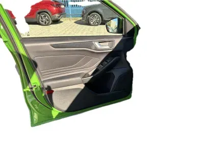 ZIELONY KOMBI FORD FOCUS z 2024 r., BENZYNA, skrzynia biegów AUTOMATYCZNA 280KM, zdjęcie 5 z 19