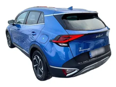 NIEBIESKI SUV KIA SPORTAGE z 2023 r., BENZYNA, skrzynia biegów AUTOMATYCZNA 110KM, zdjęcie 10 z 23