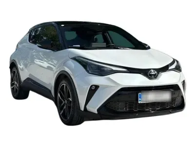 BIAŁY SUV TOYOTA C-HR z 2022 r., HYBRYDA/BENZYNA, skrzynia biegów AUTOMATYCZNA 122KM, zdjęcie 15 z 19