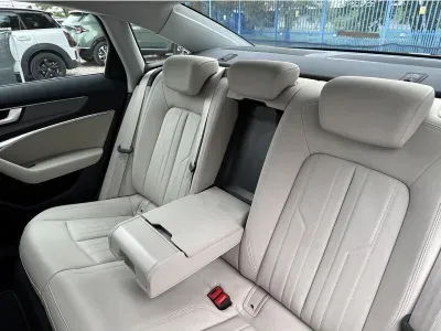 SZARY SEDAN AUDI A6 z 2022 r., DIESEL, skrzynia biegów AUTOMATYCZNA 163KM, zdjęcie 16 z 19