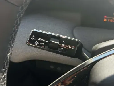 SZARY SUV CITROEN C5 AIRCROSS z 2026 r., HYBRYDA/BENZYNA, skrzynia biegów AUTOMATYCZNA 145KM, zdjęcie 5 z 18