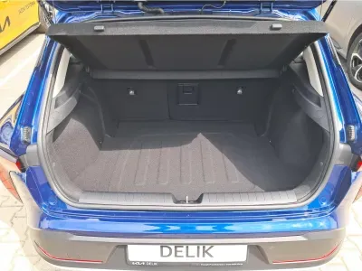 NIEBIESKI HATCHBACK KIA K4 z 2025 r., BENZYNA, skrzynia biegów AUTOMATYCZNA 150KM, zdjęcie 10 z 11