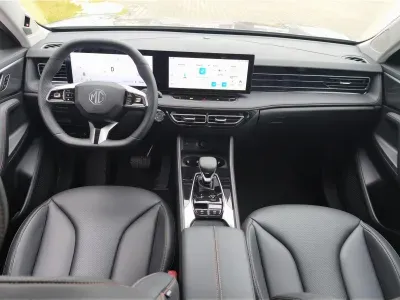CZARNY SUV MG HS z 2026 r., HYBRYDA/BENZYNA, skrzynia biegów AUTOMATYCZNA 224KM, zdjęcie 9 z 9