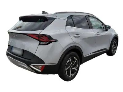 SREBRNY SUV KIA SPORTAGE z 2023 r., BENZYNA, skrzynia biegów AUTOMATYCZNA 110KM, zdjęcie 15 z 25