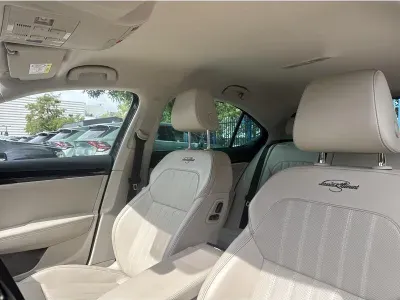 CZARNY HATCHBACK SKODA SUPERB z 2023 r., BENZYNA, skrzynia biegów AUTOMATYCZNA 280KM, zdjęcie 9 z 19