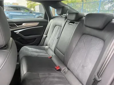 SZARY SEDAN AUDI A6 z 2022 r., DIESEL, skrzynia biegów AUTOMATYCZNA 204KM, zdjęcie 12 z 18