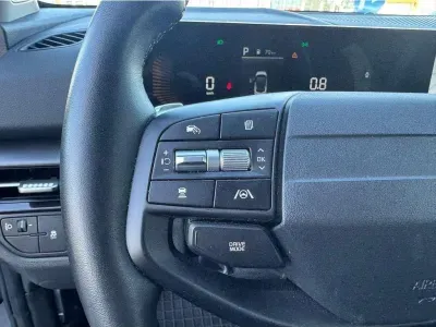 SREBRNY SUV KIA SPORTAGE z 2025 r., BENZYNA, skrzynia biegów AUTOMATYCZNA 110KM, zdjęcie 5 z 22