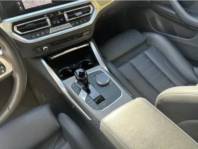CZARNY HATCHBACK BMW SERIE4-GRANCOUPE z 2022 r., DIESEL, skrzynia biegów AUTOMATYCZNA 190KM, zdjęcie 18 z 18