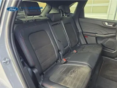 SZARY SUV FORD KUGA z 2024 r., HYBRYDA/BENZYNA, skrzynia biegów AUTOMATYCZNA 112KM, zdjęcie 6 z 28