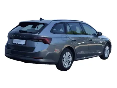SZARY KOMBI SKODA OCTAVIA IV z 2023 r., DIESEL, skrzynia biegów AUTOMATYCZNA 150KM, zdjęcie 10 z 19
