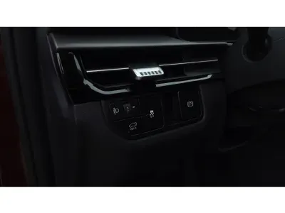 SREBRNY SUV KIA SPORTAGE z 2026 r., BENZYNA, skrzynia biegów AUTOMATYCZNA 150KM, zdjęcie 6 z 20