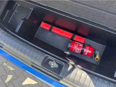 NIEBIESKI KOMBI KIA CEED z 2024 r., BENZYNA, skrzynia biegów AUTOMATYCZNA 103KM, zdjęcie 6 z 20