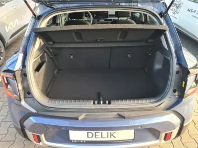 NIEBIESKI HATCHBACK KIA STONIC z 2025 r., BENZYNA, skrzynia biegów MANUALNA 100KM, zdjęcie 4 z 10