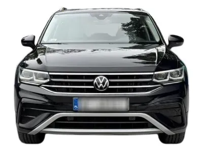 CZARNY SUV VOLKSWAGEN TIGUAN z 2022 r., DIESEL, skrzynia biegów AUTOMATYCZNA 150KM, zdjęcie 12 z 18