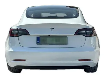 BIAŁY SEDAN TESLA MODEL 3 z 2022 r., ELEKTRYCZNY, skrzynia biegów AUTOMATYCZNA 306KM, zdjęcie 14 z 19