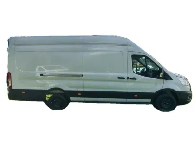 BIAŁY VAN FORD TRANSIT FURGON z 2025 r., DIESEL, skrzynia biegów MANUALNA 130KM, zdjęcie 2 z 3
