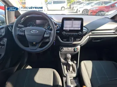 SREBRNY HATCHBACK FORD FIESTA z 2020 r., BENZYNA, skrzynia biegów MANUALNA 55KM, zdjęcie 14 z 29
