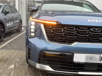 NIEBIESKI SUV KIA SORENTO IV z 2025 r., DIESEL, skrzynia biegów AUTOMATYCZNA 193KM, zdjęcie 13 z 15