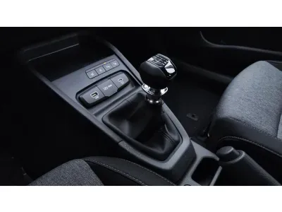 CZARNY CROSSOVER KIA STONIC z 2026 r., BENZYNA, skrzynia biegów MANUALNA 100KM, zdjęcie 3 z 18