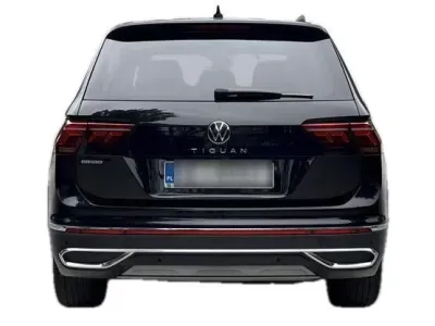 CZARNY SUV VOLKSWAGEN TIGUAN z 2022 r., DIESEL, skrzynia biegów AUTOMATYCZNA 150KM, zdjęcie 17 z 18