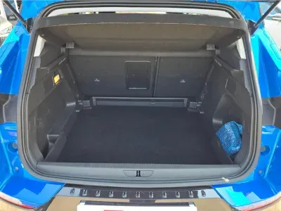 NIEBIESKI SUV OPEL GRANDLAND z 2023 r., BENZYNA, skrzynia biegów AUTOMATYCZNA 130KM, zdjęcie 13 z 20