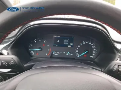 CZARNY HATCHBACK FORD FIESTA z 2023 r., BENZYNA, skrzynia biegów MANUALNA 74KM, zdjęcie 2 z 27