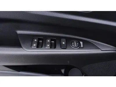 CZARNY CROSSOVER KIA STONIC z 2026 r., BENZYNA, skrzynia biegów MANUALNA 100KM, zdjęcie 6 z 18