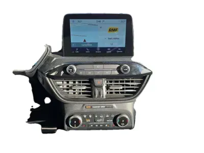 SZARY SUV FORD KUGA z 2024 r., HYBRYDA/BENZYNA, skrzynia biegów AUTOMATYCZNA 112KM, zdjęcie 11 z 28