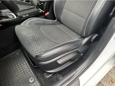 BIAŁY KOMBI KIA CEED z 2023 r., BENZYNA, skrzynia biegów AUTOMATYCZNA 160KM, zdjęcie 11 z 19