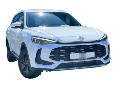 BIAŁY HATCHBACK MG ZS z 2026 r., HYBRYDA/BENZYNA, skrzynia biegów AUTOMATYCZNA 197KM, zdjęcie 2 z 16