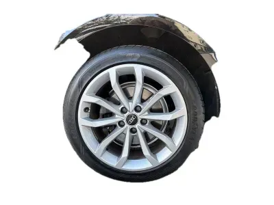 CZARNY SEDAN AUDI A4 z 2022 r., BENZYNA, skrzynia biegów AUTOMATYCZNA 150KM, zdjęcie 18 z 19