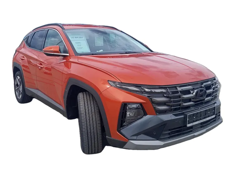 POMARAŃCZOWY SUV HYUNDAI TUCSON z 2025 r., BENZYNA, skrzynia biegów MANUALNA 160KM, zdjęcie główne