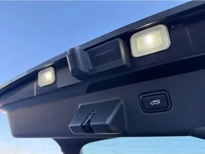 CZARNY SUV KIA EV6 z 2025 r., ELEKTRYCZNY, skrzynia biegów AUTOMATYCZNA 239KM, zdjęcie 25 z 38