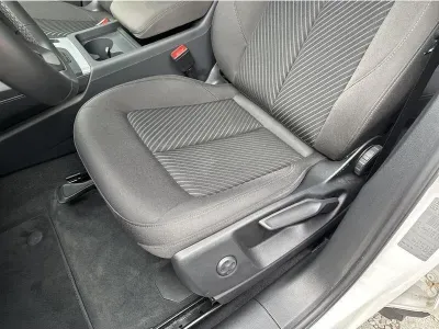 BIAŁY SUV AUDI Q5 z 2022 r., DIESEL, skrzynia biegów AUTOMATYCZNA 163KM, zdjęcie 8 z 19