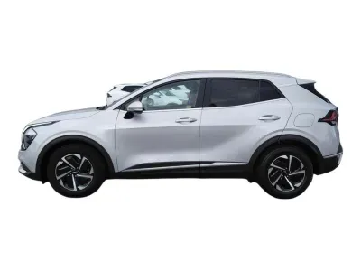 SREBRNY SUV KIA SPORTAGE z 2023 r., BENZYNA, skrzynia biegów AUTOMATYCZNA 110KM, zdjęcie 11 z 25