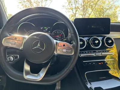 CZARNY SUV MERCEDES CLASE GLC z 2022 r., BENZYNA, skrzynia biegów AUTOMATYCZNA 211KM, zdjęcie 3 z 19