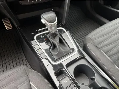 BIAŁY KOMBI KIA PROCEED z 2023 r., BENZYNA, skrzynia biegów AUTOMATYCZNA 160KM, zdjęcie 4 z 18