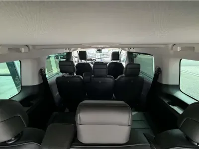 CZARNY VAN CITROEN SPACETOURER z 2026 r., DIESEL, skrzynia biegów AUTOMATYCZNA 180KM, zdjęcie 14 z 19